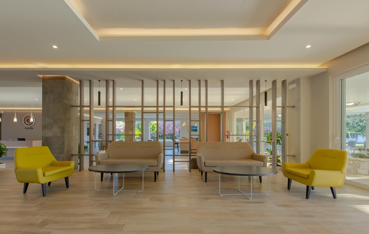 Hotel Esperia มาร์มารี ภายนอก รูปภาพ